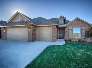 14605 S Broadway Cir, Oklahoma City, OK 73160