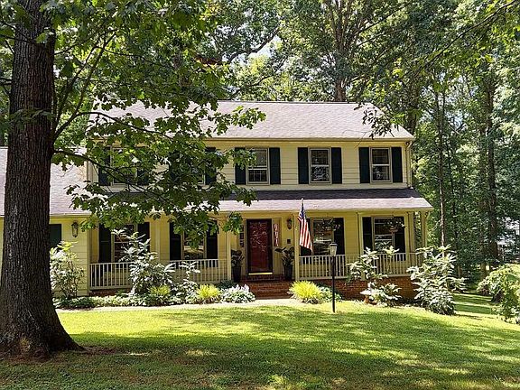 2nd image of 7432 Cedar Run Dr