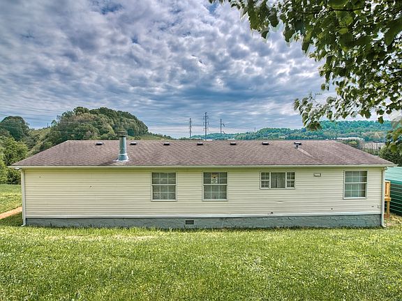 5th image of 14315 Wallace Pike