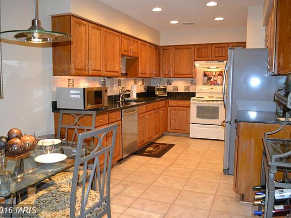 4th image of 25 Amarillo Ct #110