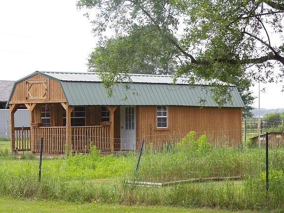 3rd image of 70966 Hilltop Dr