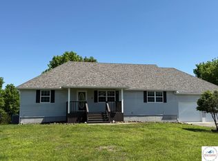 19517 Lexi Ln, Warsaw, MO 65355