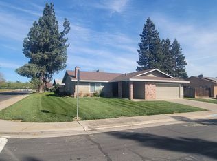 1812 Sanchez Way, Escalon, CA 95320