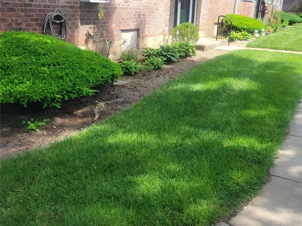 1808 Shipley Ave #4, Valley Stream, NY 11580