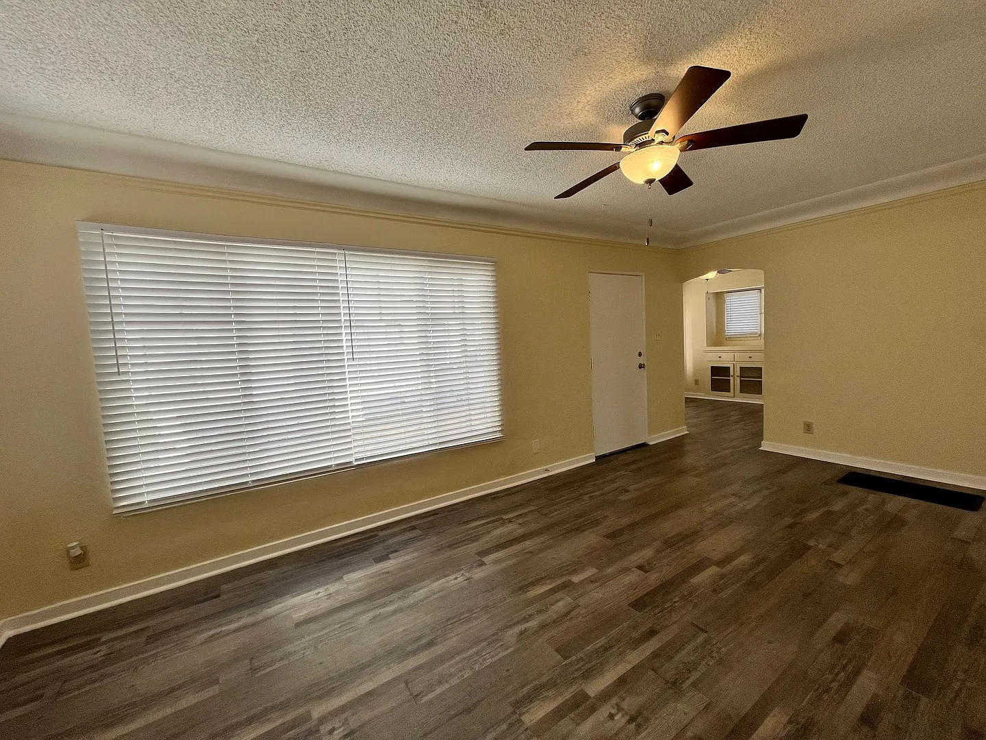 2516-2522 Cedar Ave Long Beach, CA 90806 — Photo 4