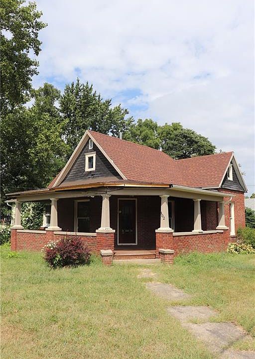 1st image of 402 N Sandusky St