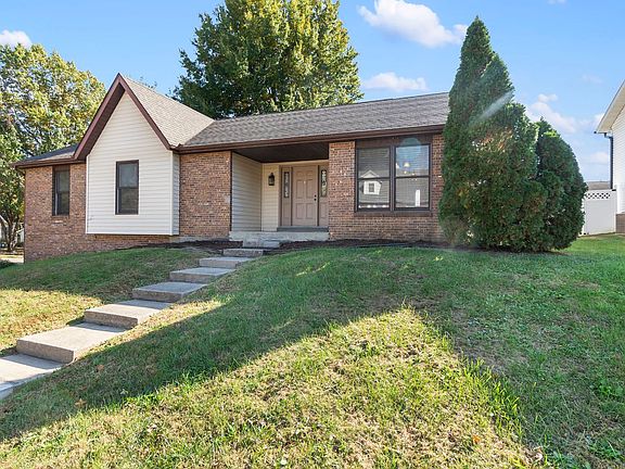2nd image of 1301 Gina Dr