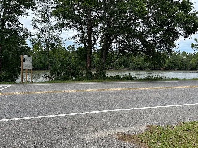 419 E Canal Dr — Photo 10