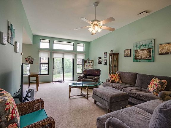 4th image of 706 Alden Ct