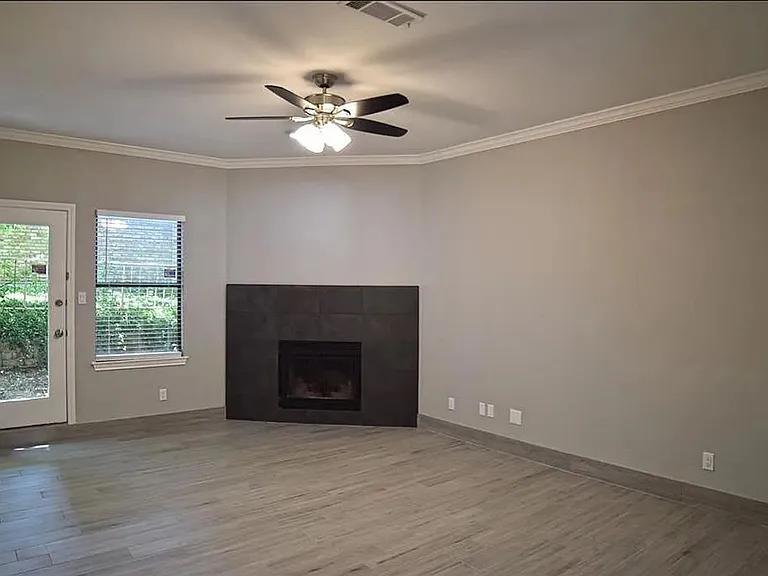 7340 Skillman St — Photo 8
