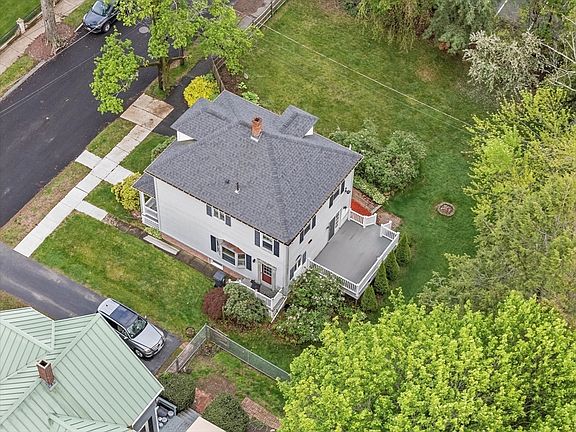 3rd image of 14 Leroy Ave