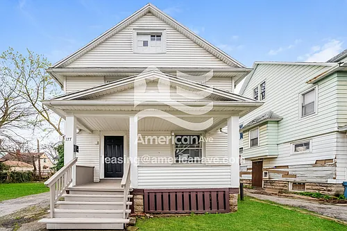 177 Roycroft Dr Photo 1