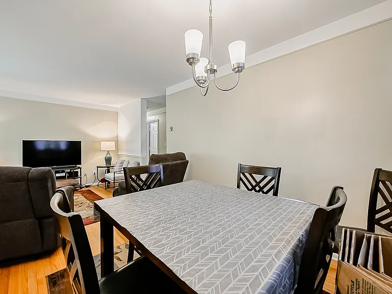 29221 Mark Ave — Photo 5
