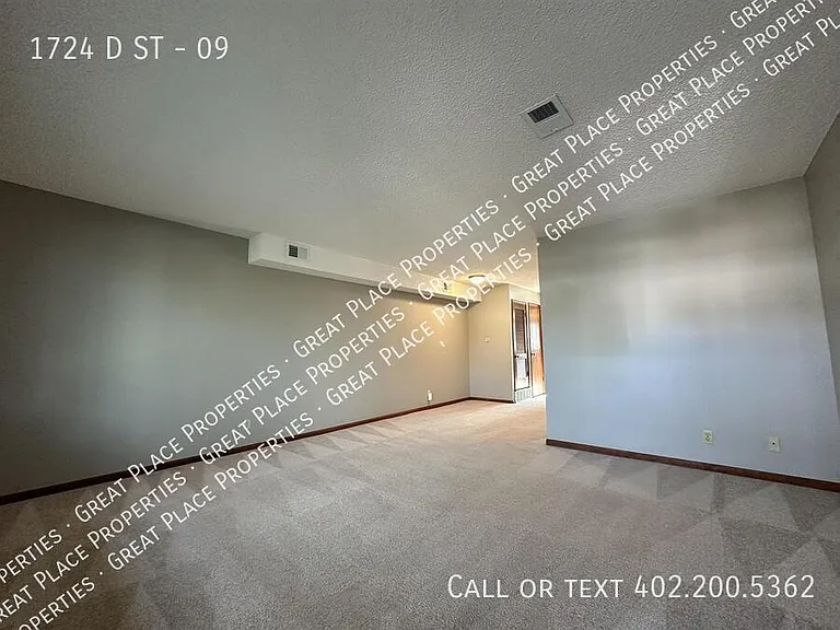 1724 D St #9 — Photo 16