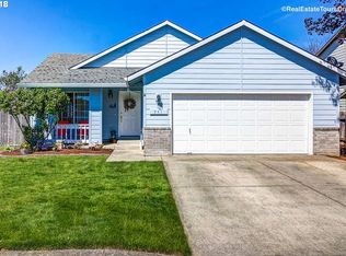 941 Meadowlark Pl, Molalla, OR 97038