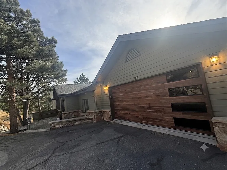 142 Meadowlook Way — Photo 3