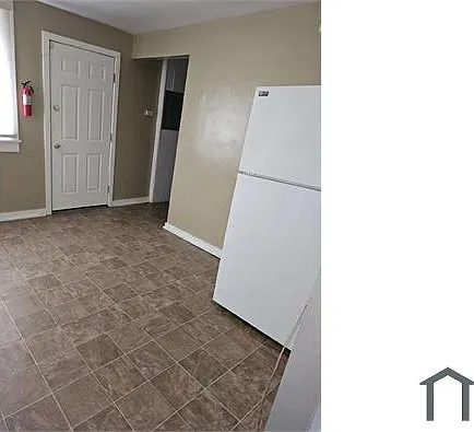 3 bed, 1500 sqft, $1,250 — Photo 2