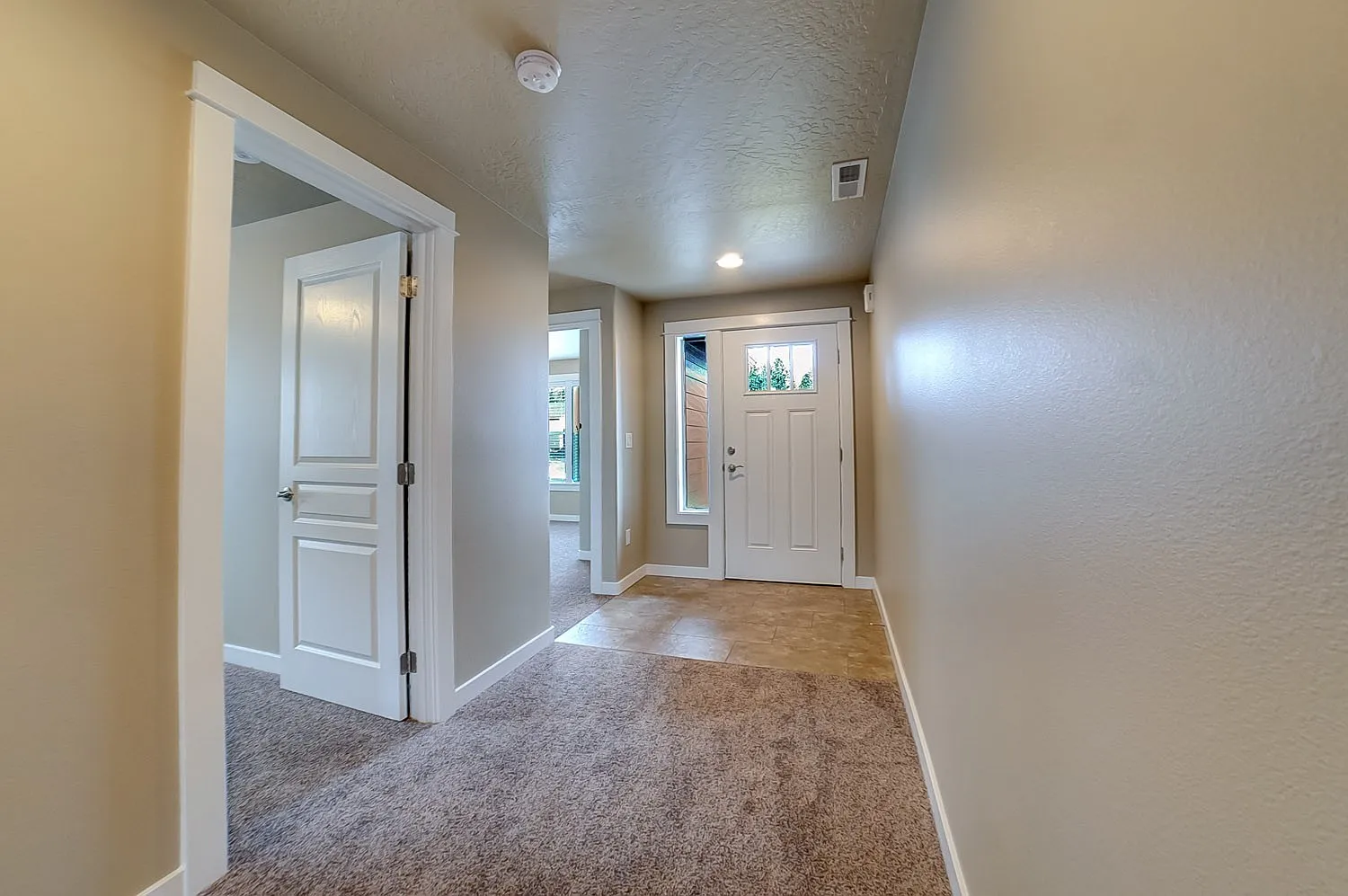 Newer single level home in Leehaven, a great development off Neff! — Photo 3