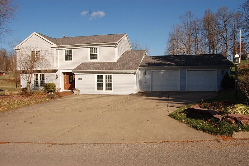 1st image of 41 Oak Dr