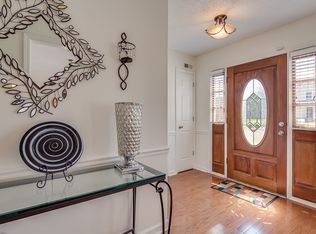 250 Shelley Renee Ln, Cordova, TN 38018