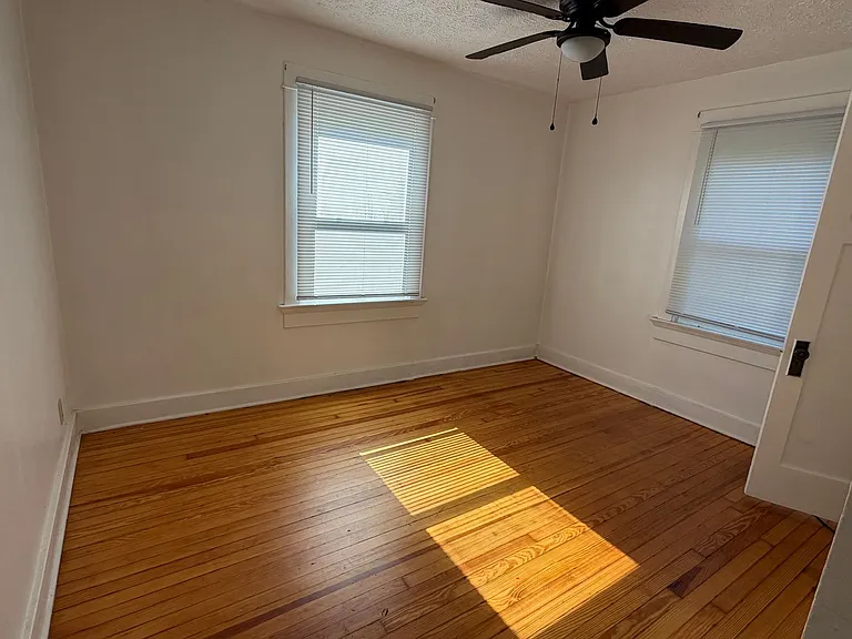 228 Fernwood Ave — Photo 8