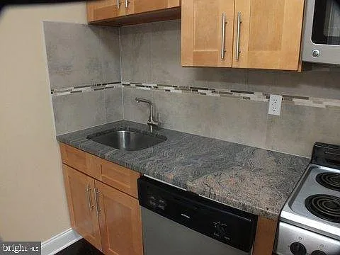 3830 Baring St #2 — Photo 15
