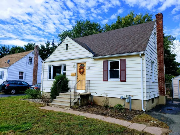 90 Goodwin St, East Hartford, CT 06108