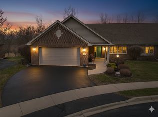 720 Serene Trl, Woodstock, IL 60098