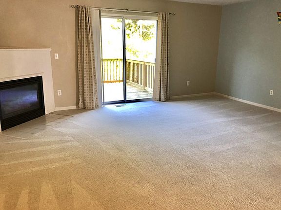 2nd image of 994 Ada Place Dr SE