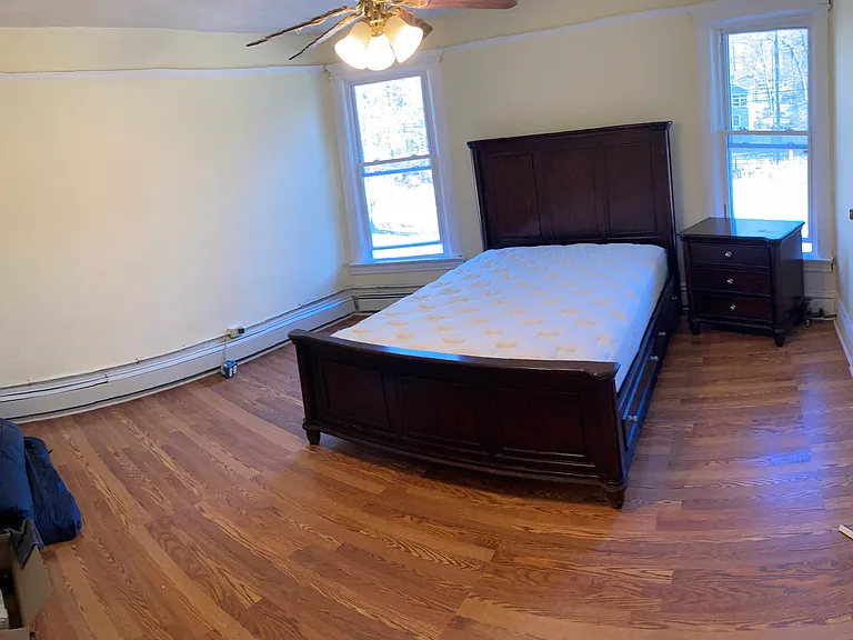 111 Decker Pond Rd #B — Photo 8