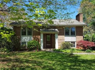 341 Meadowbrook Ln, Millers Creek, NC 28651