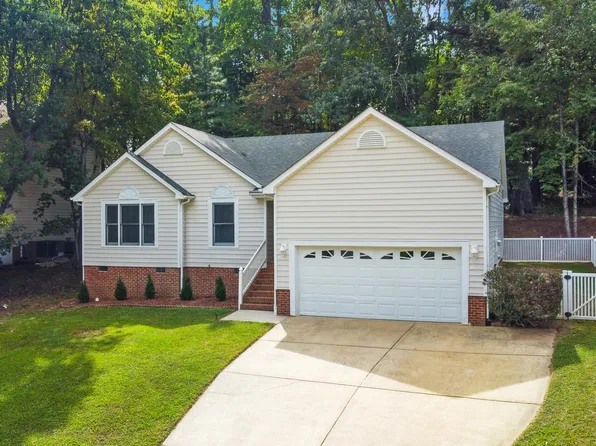 110 Penchant Ct, Cary, NC 27513