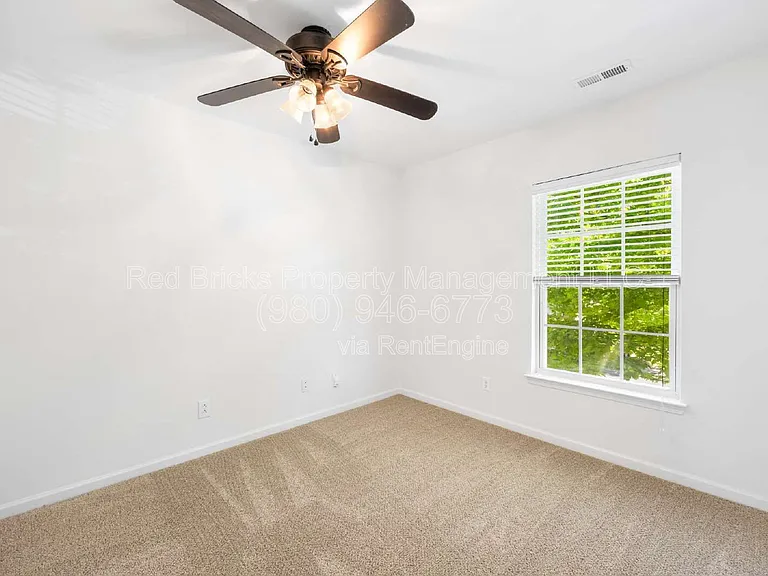 3053 Summerfield Ridge Ln — Photo 17