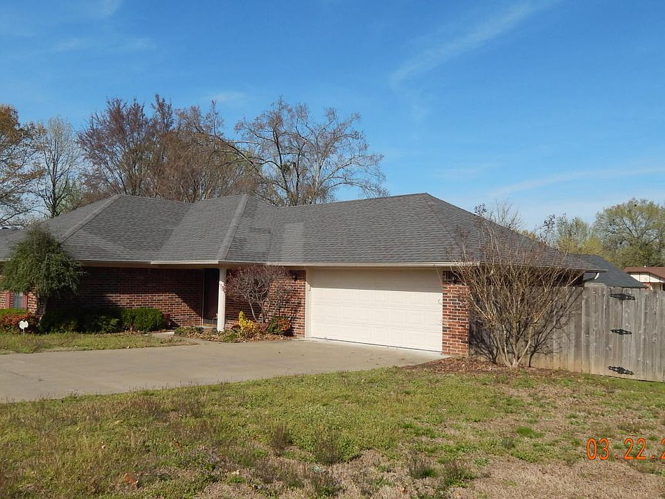 1st image of 1004 Nightingale Ln