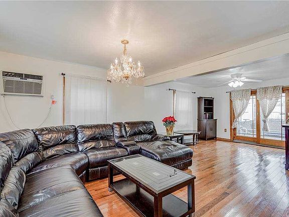4th image of 7 Wood Ln