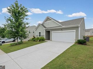 77 Shepard Dr, Dawsonville, GA 30534