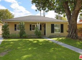 586 Eaton Dr, Pasadena, CA 91107