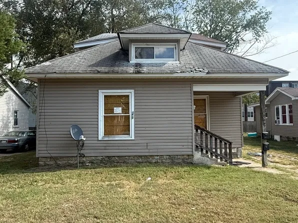 507 S Hays Ave, Carbondale, IL 62901