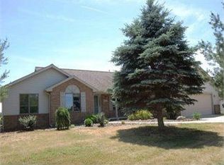 6801 N Lake Rd, Brooklyn, MI 49230