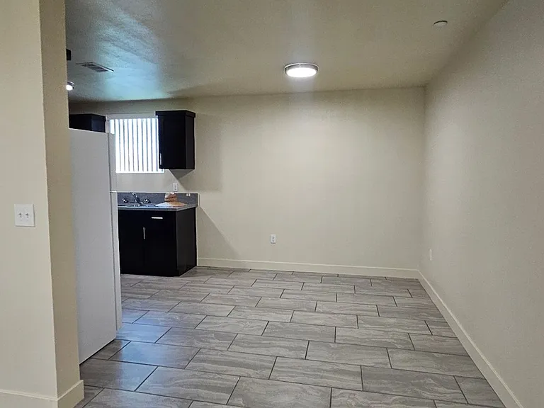 3839 Woodlawn Ave — Photo 54