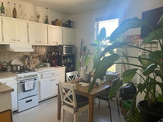 2nd image of 31-30 42nd St #2F
