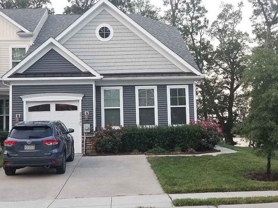 1st image of 20041 Bluff Point Dr