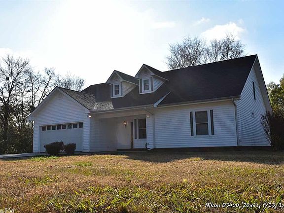4th image of 132 Whited Farm Ln
