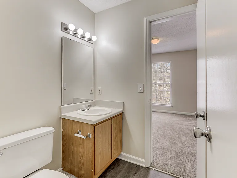Forest Glen Apartments — Photo 34