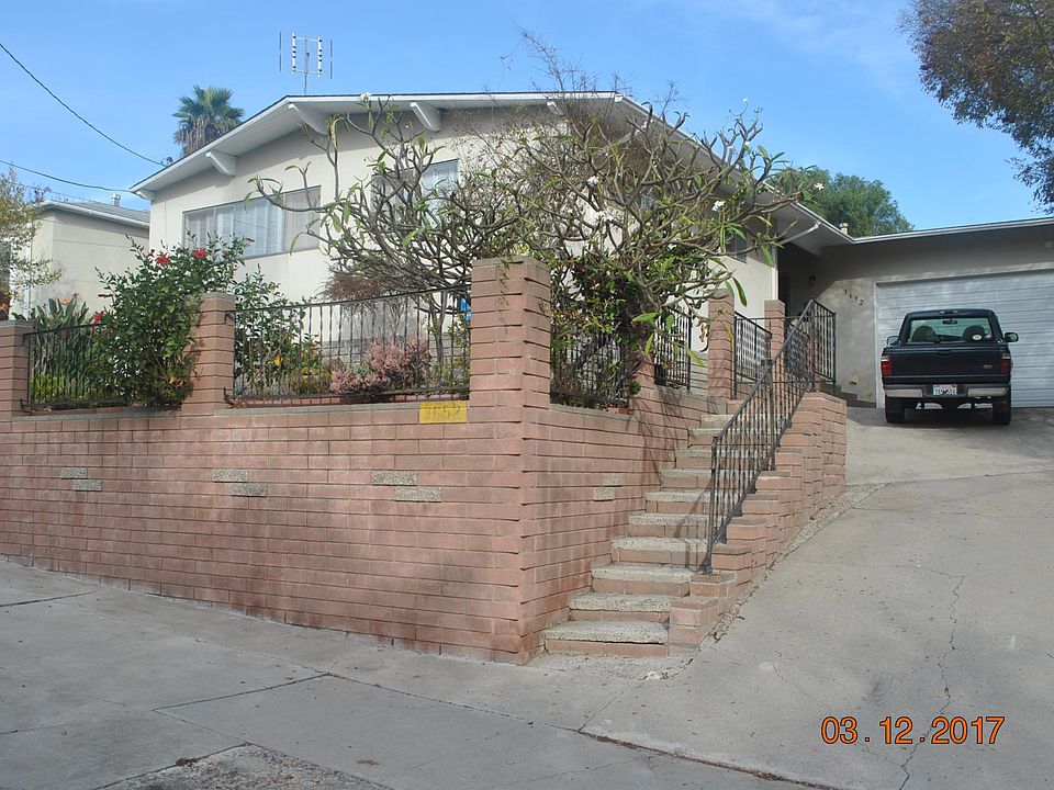 1st image of 3652 Collier Ave