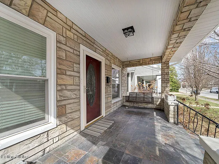 1911 Sils Ave — Photo 1