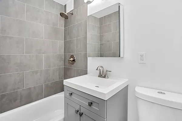 Rented by Douglas Elliman | media 4