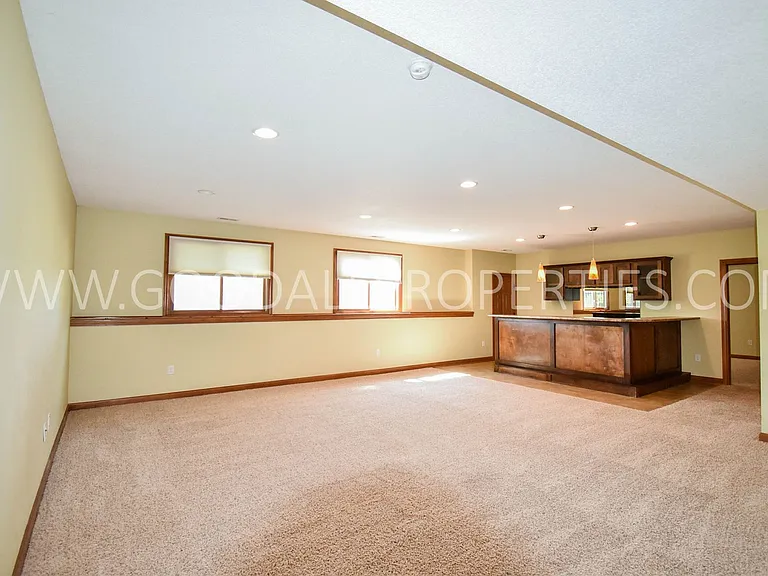 40 NE Gracewood Dr — Photo 17