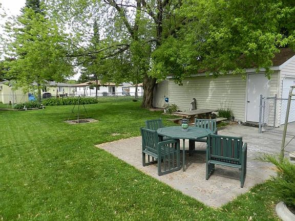 Patio/Backyard