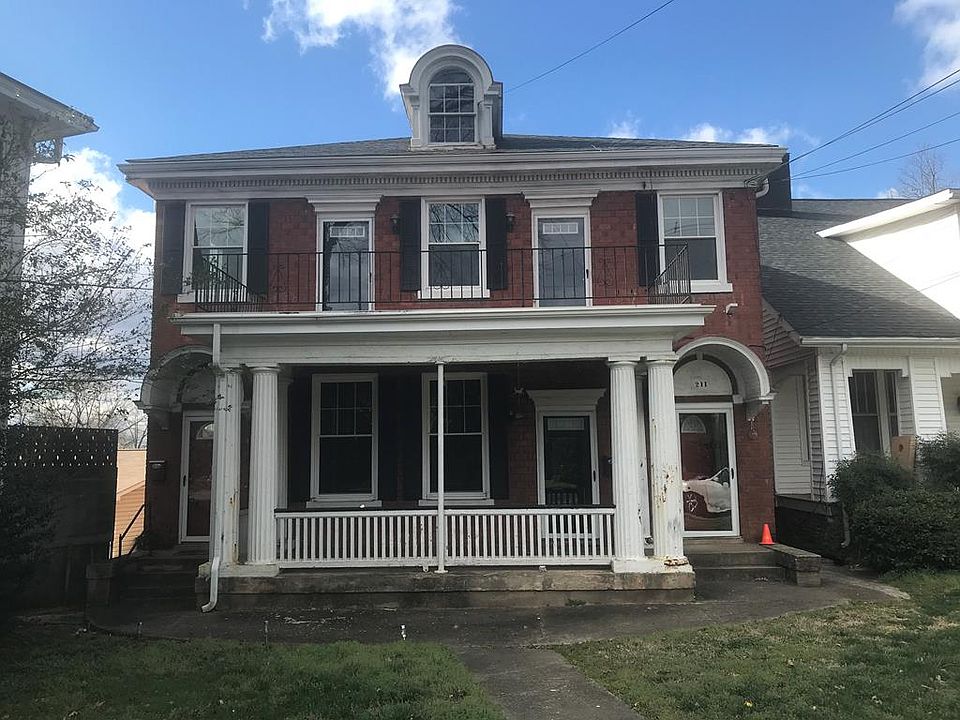 1st image of 209 Randolph St